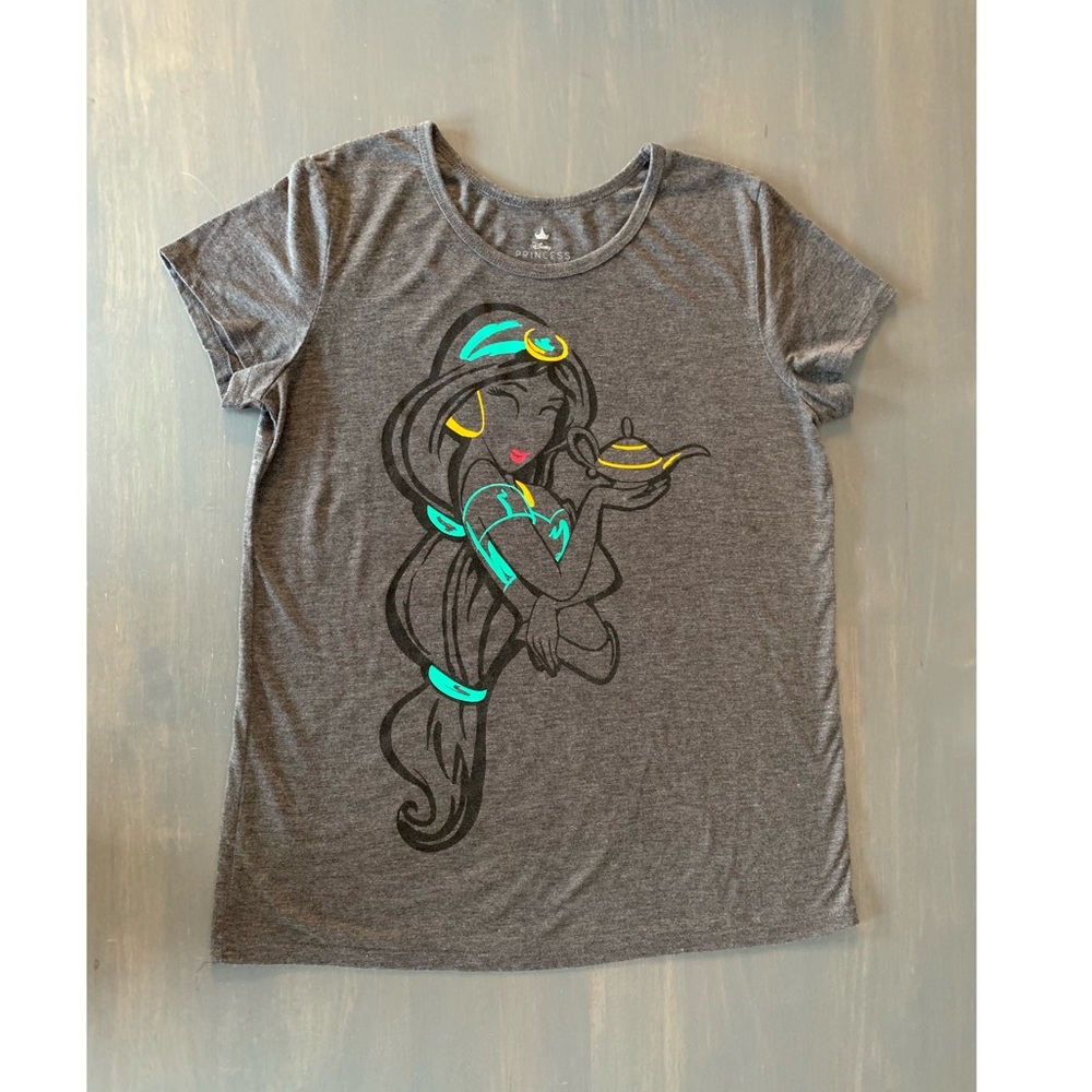 Disney Jasmine t-shirt - NWOT!